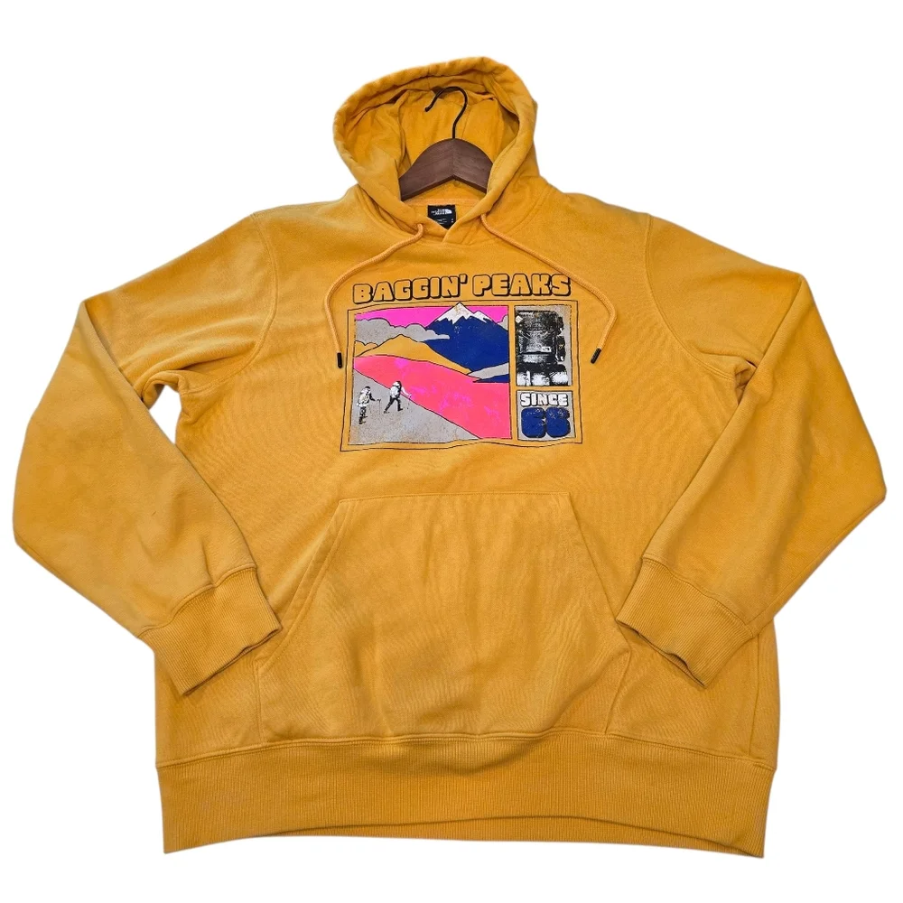 The North Face Places We Love Baggin' Peaks Logo‎ Gold Hoodie Sweatshirt, Mens M